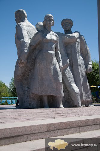 Памятник семидесяти двум борцам